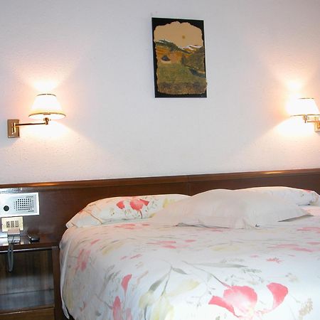 Hosteria Catalana Bossost Buitenkant foto